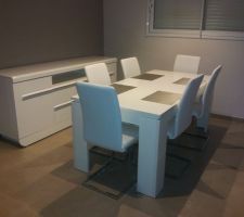 Salle &agrave; manger