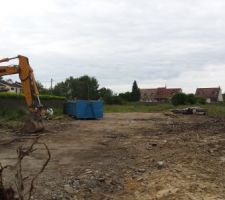 Enfin des engins sur le chantier !