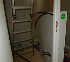 Le futur placard sous l'escalier