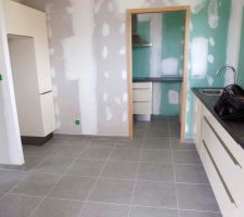 Cuisine Momalpa cot&eacute; Salle &agrave; manger.