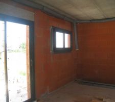 Menuiseries en cours d'installation