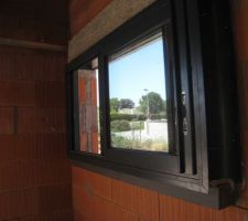 Menuiseries en cours d'installation