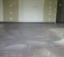 Carrelage saloni sound anthracite et joints anthracite