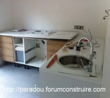 Positionnement définitif des plans de travail