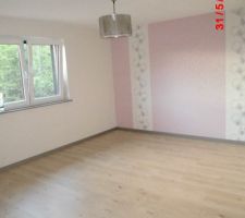 Tapisserie pos&eacute;e, manque plus que les cadres !