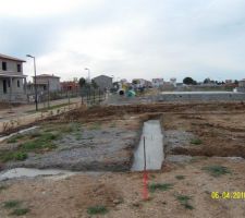 Ils vont tellement vite que je n'ai meme pas pu voir la profondeur des fondations lol