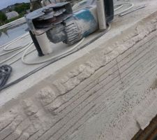 Pour aller plus vite, un coup de rainureuse...