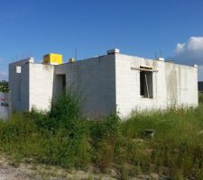 Une partie du 1er rang pos&eacute;...