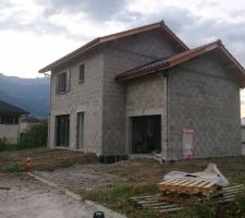 Le terrain est tout plat!!! Enfin presque!!! Mais au moins c est fait