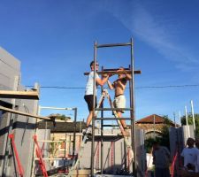 Pose de l'IPE qui tiendra le pignon