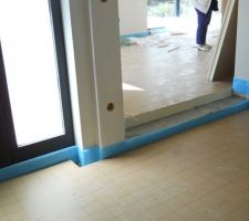 Isolation de la dalle au RDC avant la chape