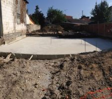 La dalle, propre, bonne base pour le suite