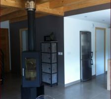 La hotte de la cuisine est pos&eacute;e