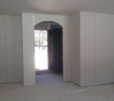 Entrée vue du salon / salle à manger