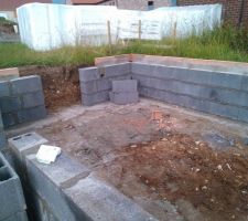 Voici des photos du vide sanitaire. Ici la future arri&egrave;re cuisine;)