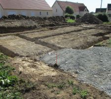 Chemin de chantier et terrassement en cours