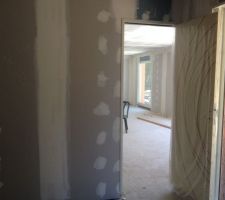 Chambre parents (vue sur salle à manger)