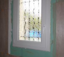 Modification de la fenêtre pour mettre du pvc et un oscillo battant