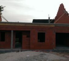 On peut constater que les étais ne sont plus là!