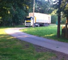 Arrivée l'ossature bois de ma maison sur le chantier