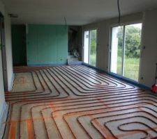 Salle &agrave; manger salon pose du plancher chauffant