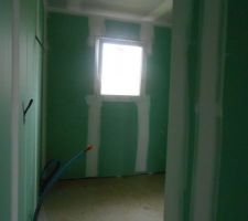 Cloisons finies (salle de bain)