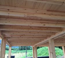 Mise en place du plancher étage et vue du RDC