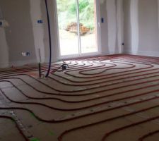 Les serpentins du chauffage au sol