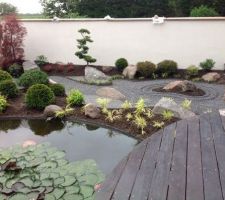 Le jardin japonisant zen terminé