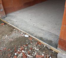 Seuil de porte de garage.