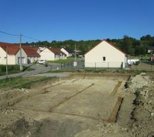 Ferraillage des futurs semelles filantes.