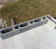 Essai de pose des blocs &agrave; bancher