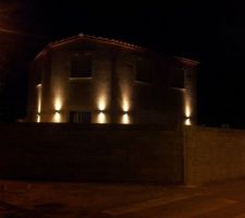 Luminaires exterieurs, Belem de chez Leroy Merlin, et franchement, ON EST SUPER CONTENTS :D