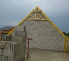 &Eacute;l&eacute;vation des murs &eacute;tage