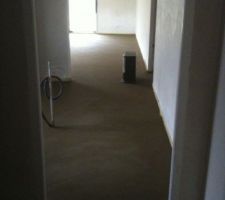 Chape avant carrelage