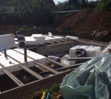 Il avance très vite tout cela en une heure a peine