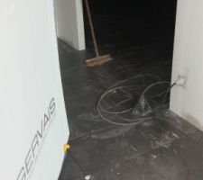 Carrelage intérieur en cours