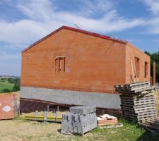 Les mur ont été montés en 3 jours !