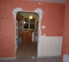 Porte   large de 20 cm et arrondie au angle