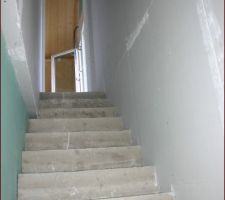 Escalier menant aux combles
