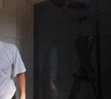 Pose de  la paroi de la douche,