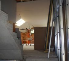 Vue sur le demi-étage en cours
