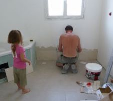 Première rangée de la faïence....le contre-maître veille ;-)