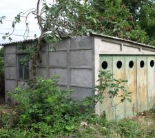 Petit garage béton à démonter