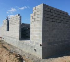 Arri&egrave;re de la maison