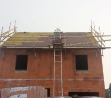 Couverture en cours mais où est l'emplacement prévu pour les panneaux solaires ??
