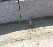 Une petite goutti&egrave;re pour qu'il y ai une &eacute;vacuation quand m&ecirc;me (gaine IRL de 20mm ^^)