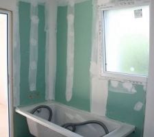 Salle de bain bas bandes faites