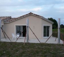 Mise en place des piles pour la couverture de la terrasse
