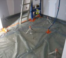 Pr&eacute;paration chape Hall d'entr&eacute;e